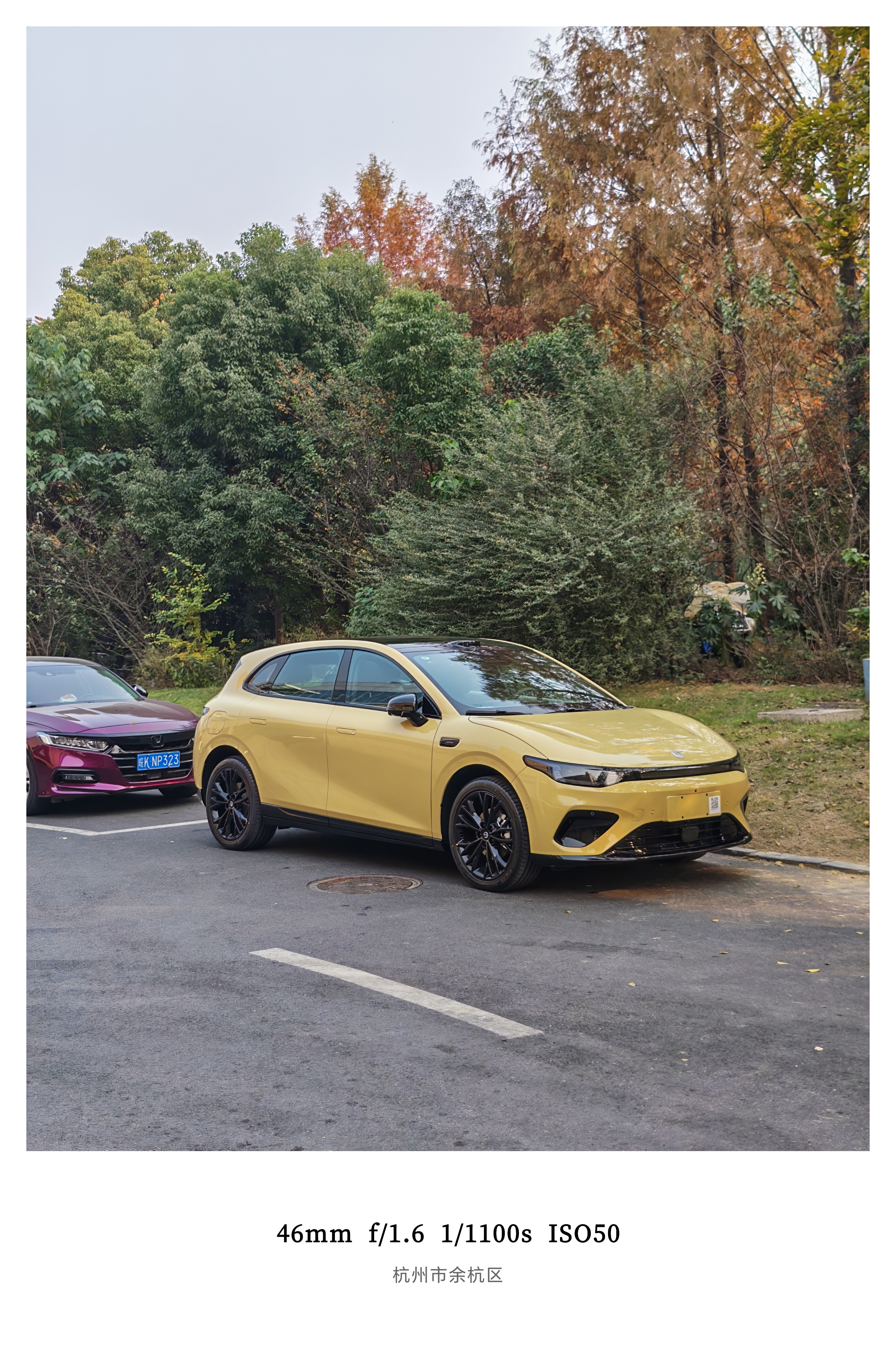 喜欢的车每次停好之后，你都很愿意回头看他一眼，甚至拍张照，lafa5的小嫩黄就是