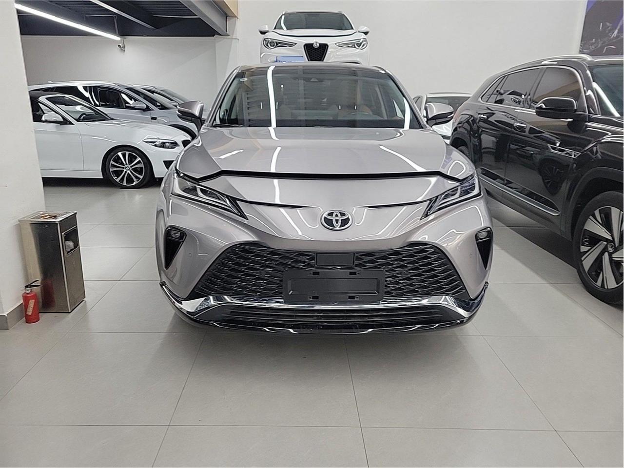 2026了，中型SUV还用2.0自吸发动机！保守还是傲慢？前两天验了一台丰田威