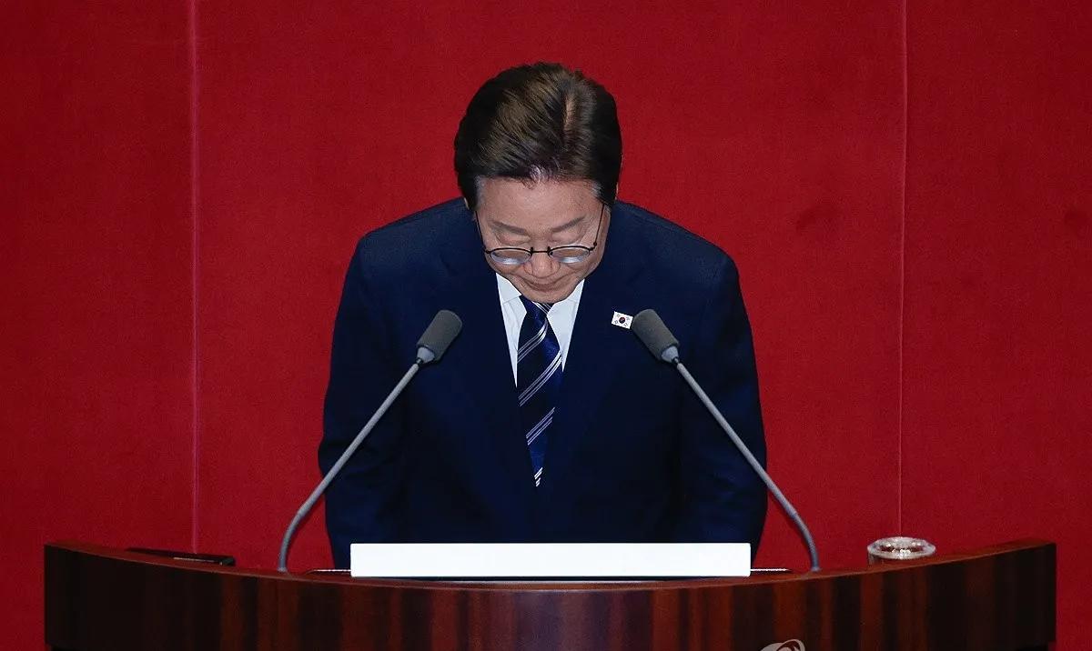 李在明上任20天狠狠的打韩国公民的脸！让韩国人后悔当时选择尹锡悦是多么愚蠢的选择