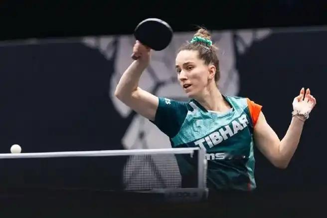 WTT新加坡大满贯女单资格赛第一轮，塞尔维亚选手萨拜娜-苏里杨，发挥出色，直落三