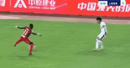 海港双太子从全运会回来状态正盛！蒯纪闻边路直塞策动攻势，李新翔中路跟进扫射首开记