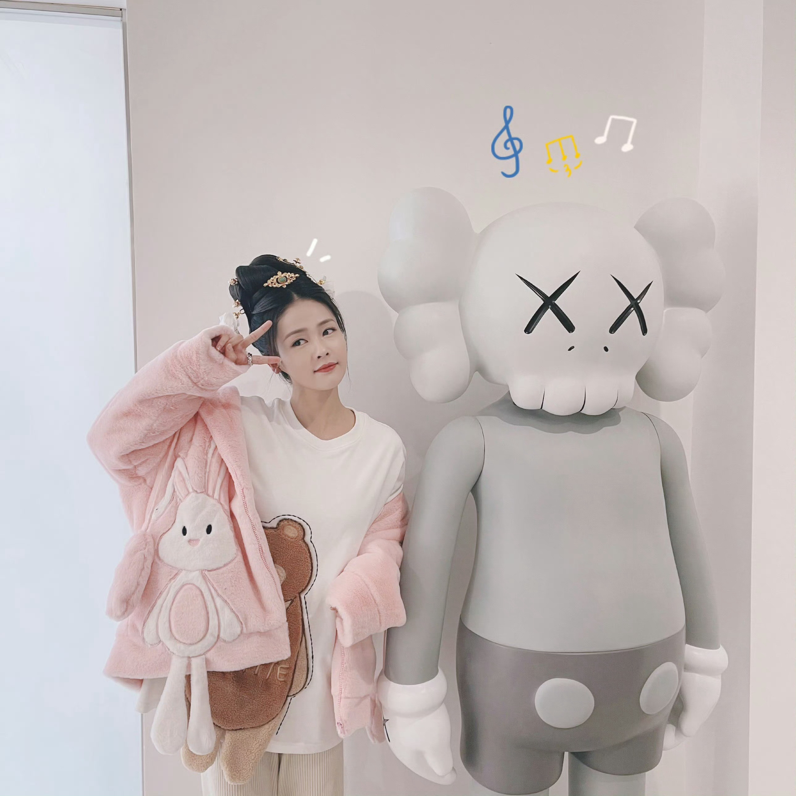 八月十八漼时宜再来放一丢丢小十一鹿妍时光机.白鹿