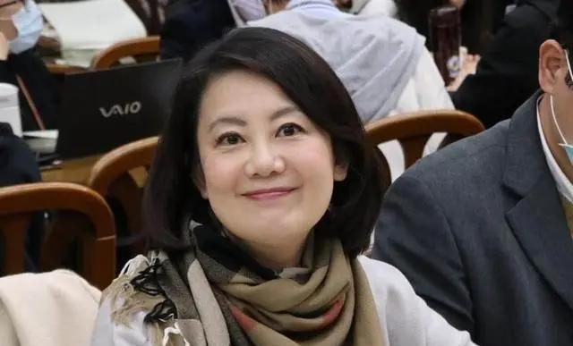 吴思瑶变了，现在变得主动要跟蓝营修复关系。自从大罢免大失败以后，民进党党团不再