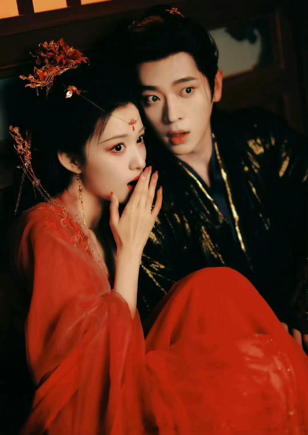 成何体统鱼蛋cp宿命感宿命就是张三在黑暗里刻下信号时，不会知道将来有个叫晚音的