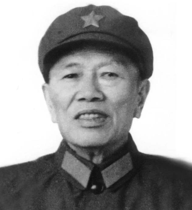 有人问，彭德怀脾气大，志愿军中许多高级将领，包括副司令洪学智、韩先楚等人，都被彭