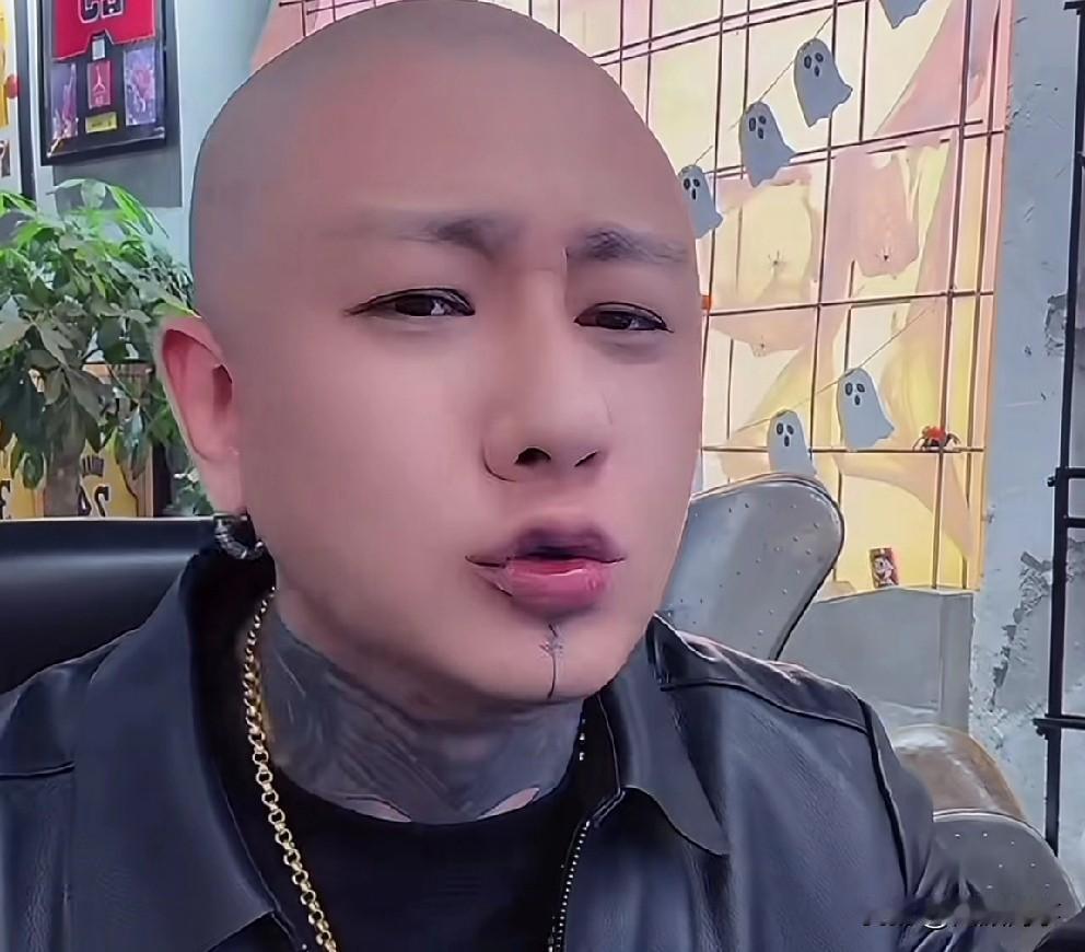 王小源爆出方丈摔扑克总输的原因！方丈为什么摔扑克总输，王小源不