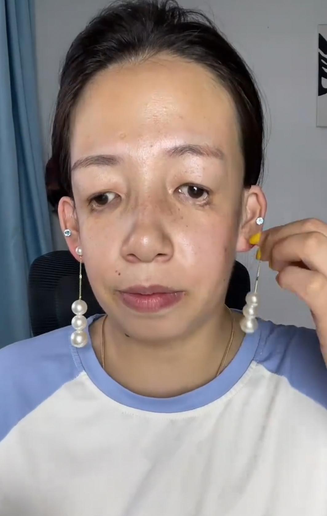 妆前妆后差距太大！相亲见面，直接看呆男方谁能想到，化妆前后判若两人！素颜看