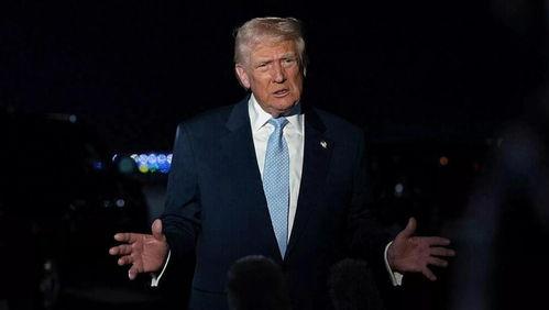 美国扣押了中国开往伊朗的货轮，并且销毁了货轮上的物资。中国应该强势反击，直接扣