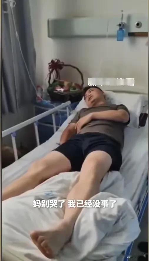 佛说救人一命胜造七级浮屠救人英雄张伟一下救了5条人命这直接就是35级