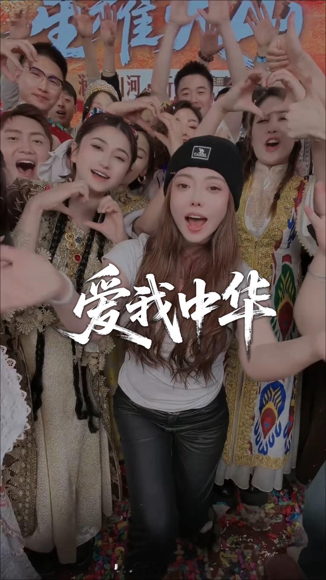 蛋蛋VS雪大黄金档之争：巧合还是蓄意博弈？近期，辛选旗下两大主播蛋蛋与初瑞雪的