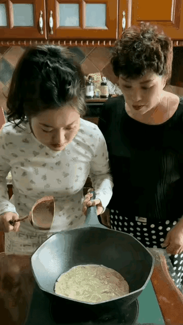 人家姑娘没做错啊，确实是翻了啊[大笑]