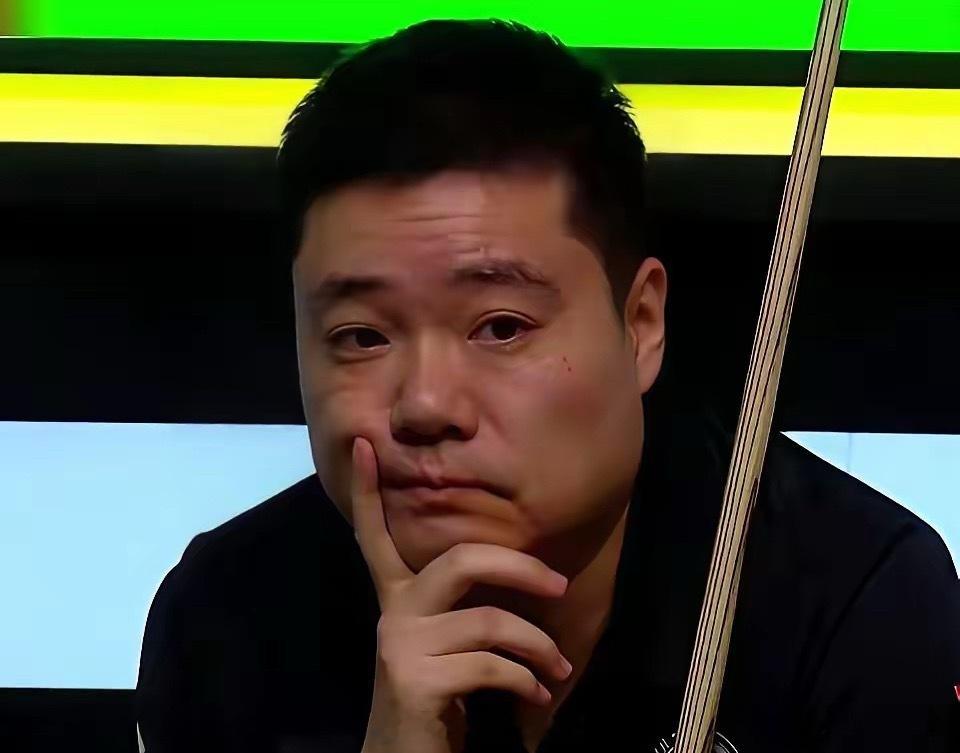 丁俊晖今年状态真的太好了，眼神里全是求胜的欲望，却偏偏在16强就碰上了卫冕冠军赵