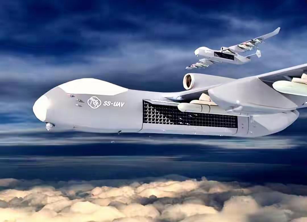 九天无人机，航程7000公里，荷载6吨，荷载2万米高空飞行。这几个数据都很强大