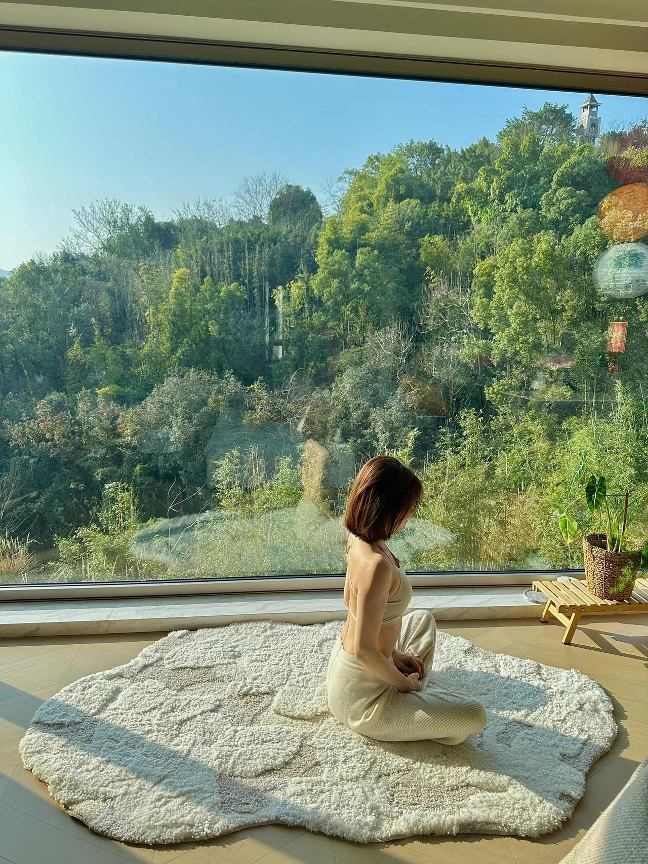 感谢前男友，这不是反话，当年分手时，提着行李箱站在路边，不知道今晚睡哪，兜里没几