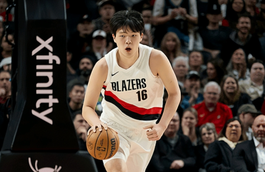杨瀚森5犯离场！开拓者一分险胜火箭。NBA常规赛，开拓者主场迎战火箭，这场比赛，
