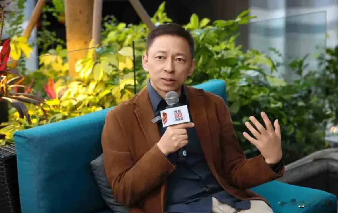 一家四兄妹，活出了四种截然不同的人生脚本。老大张朝阳坐拥百亿却直言“我有的是