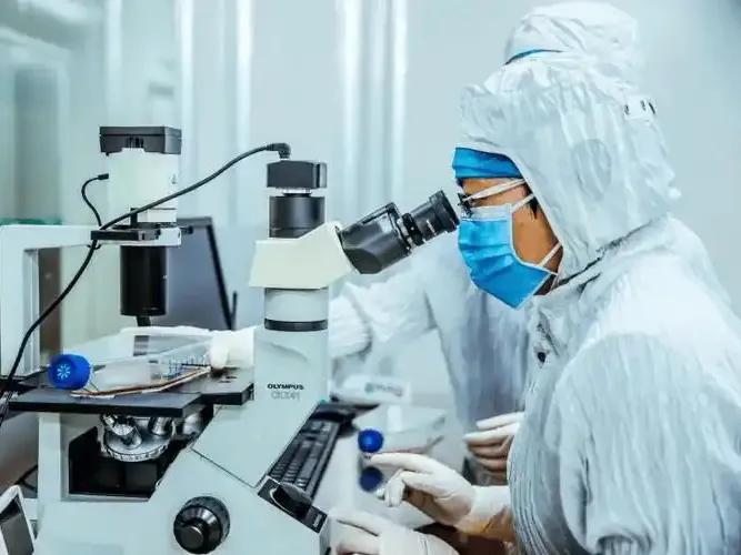 7月14日，彭博社发文:“中国生物科技行业惊人的创新速度、整体质量飞跃式的提升，