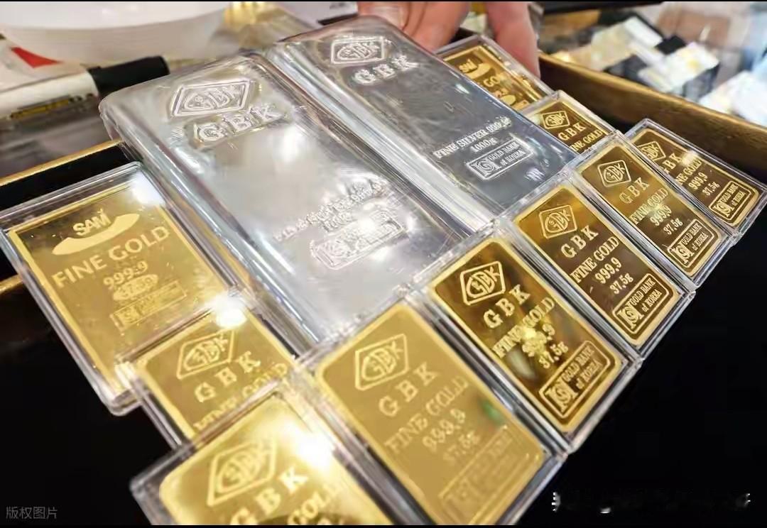 人永远也赚不了认知之外的钱！刷到一个不幸且真实的案例，白银暴涨期间，一位宝妈