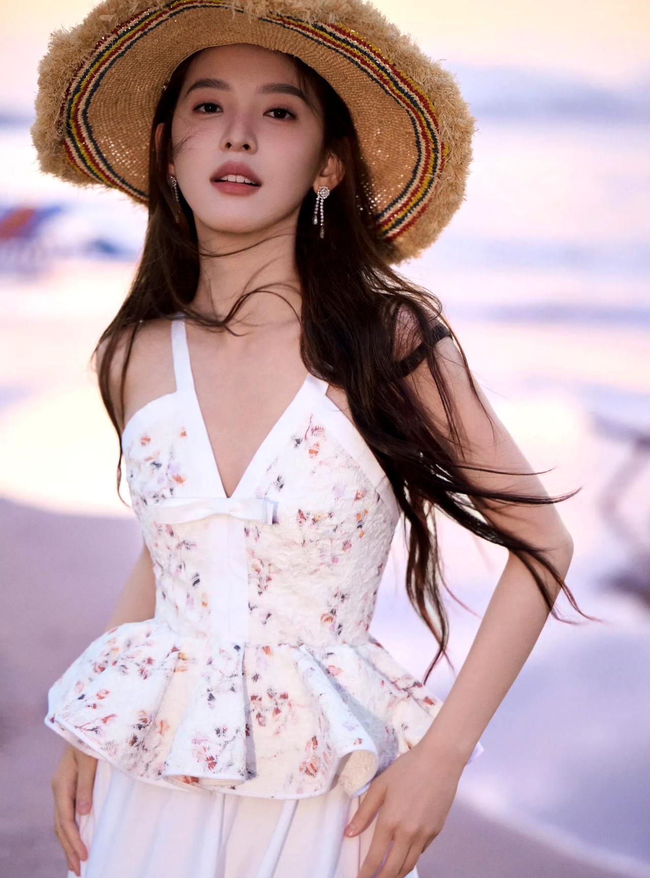 #张婧仪章若楠怎么认识的#双美同框太养眼！是谁被张婧仪和章若楠的神仙友谊戳中