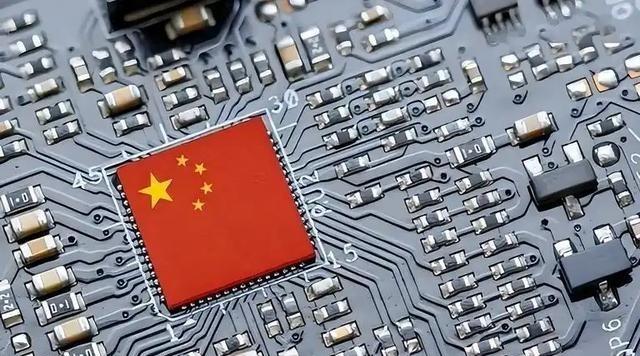 很多人不理解，以前我们没有稀土出口时，美国的隐形战斗机和芯片是怎么造出来的？很多