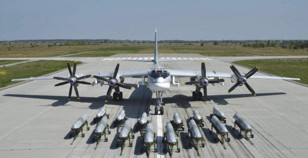 2月3日一早，乌克兰境内多个城市上空炸成了一锅粥。俄罗斯发动了战争以来最大一轮空