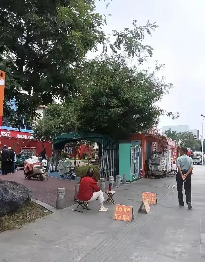 今天，跟女儿大吵了一架。这是第二次了！我和老公背井离乡，来到北京，带外孙。已经四