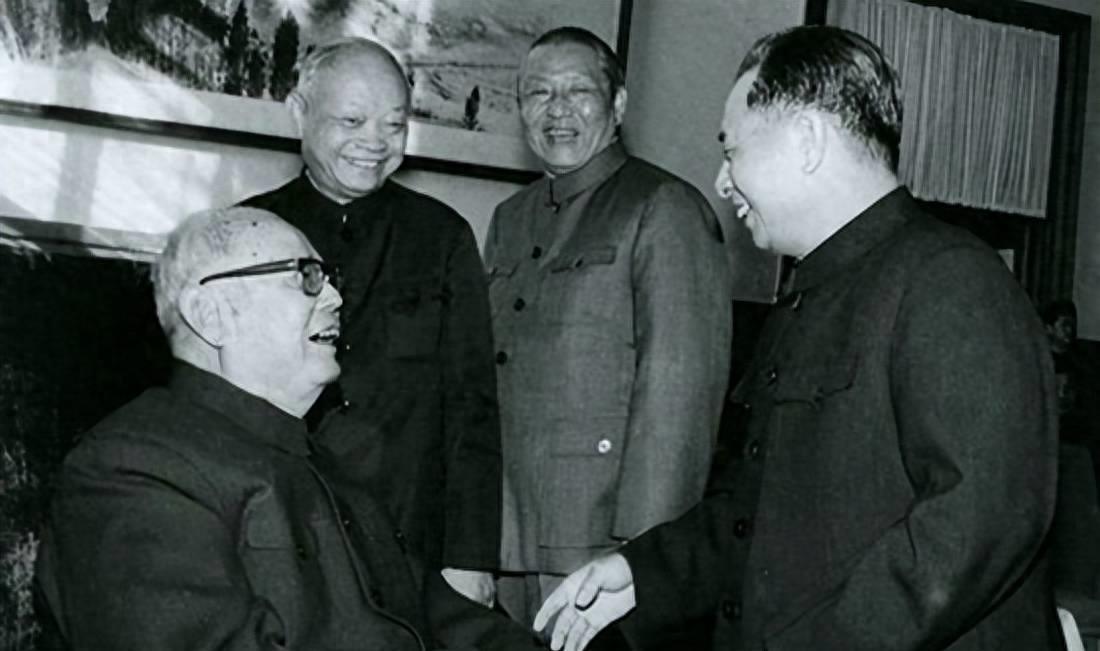 叶剑英重病缠身，见到老战友，失落道：我有一个梦想没实现1981年，武汉东