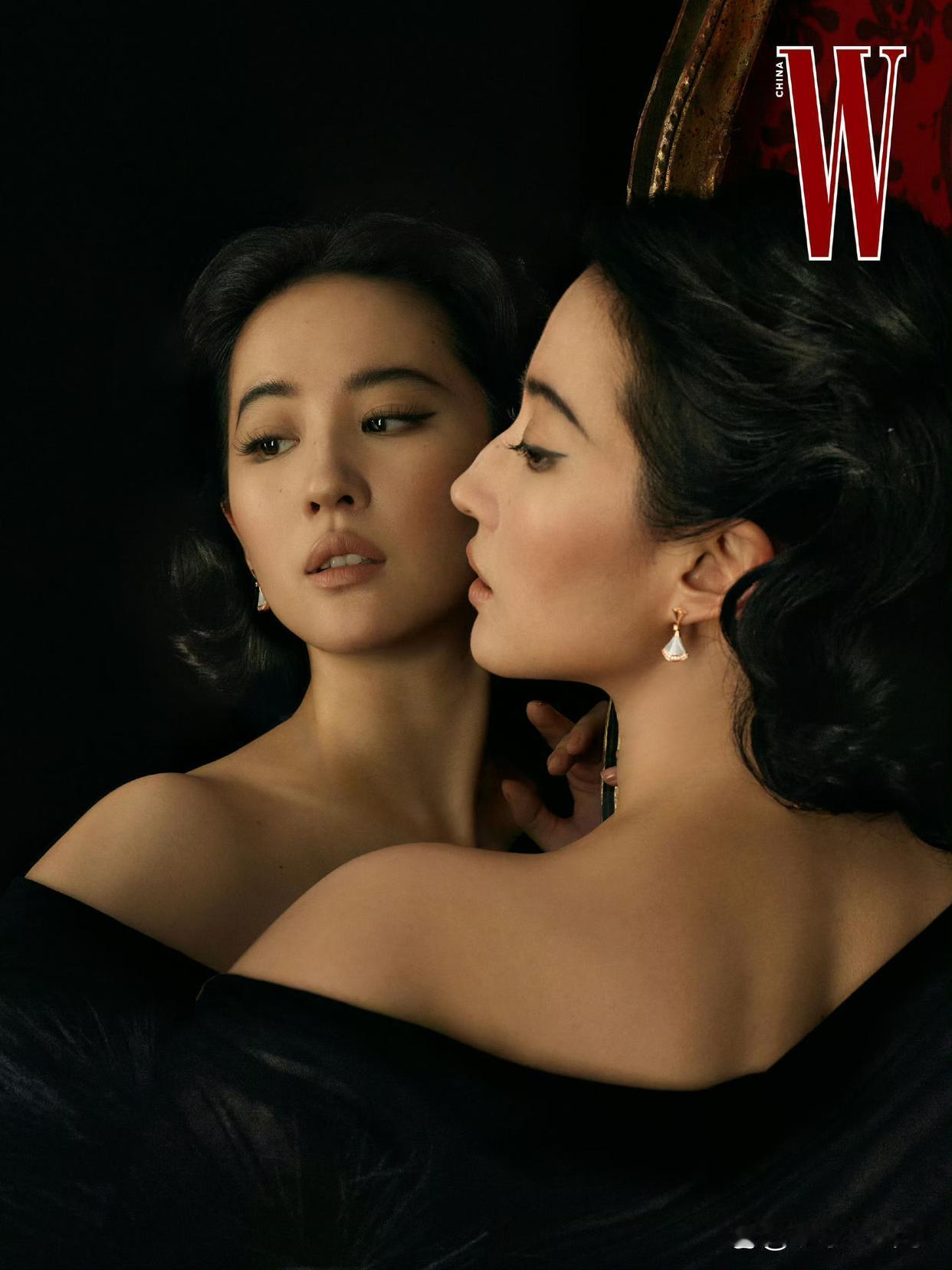 1.李庚希当初的影后就是背后资本的运作，想走当年周冬雨的路子。2.刘亦菲其实离开