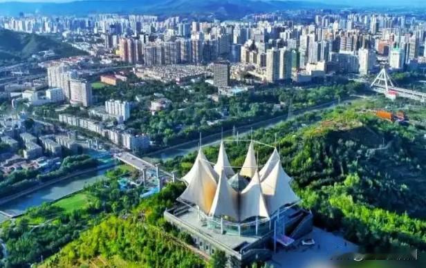 青海省将开业首家麦当劳，此事冲上热搜，网友们纷纷发出灵魂质疑……从小到大，