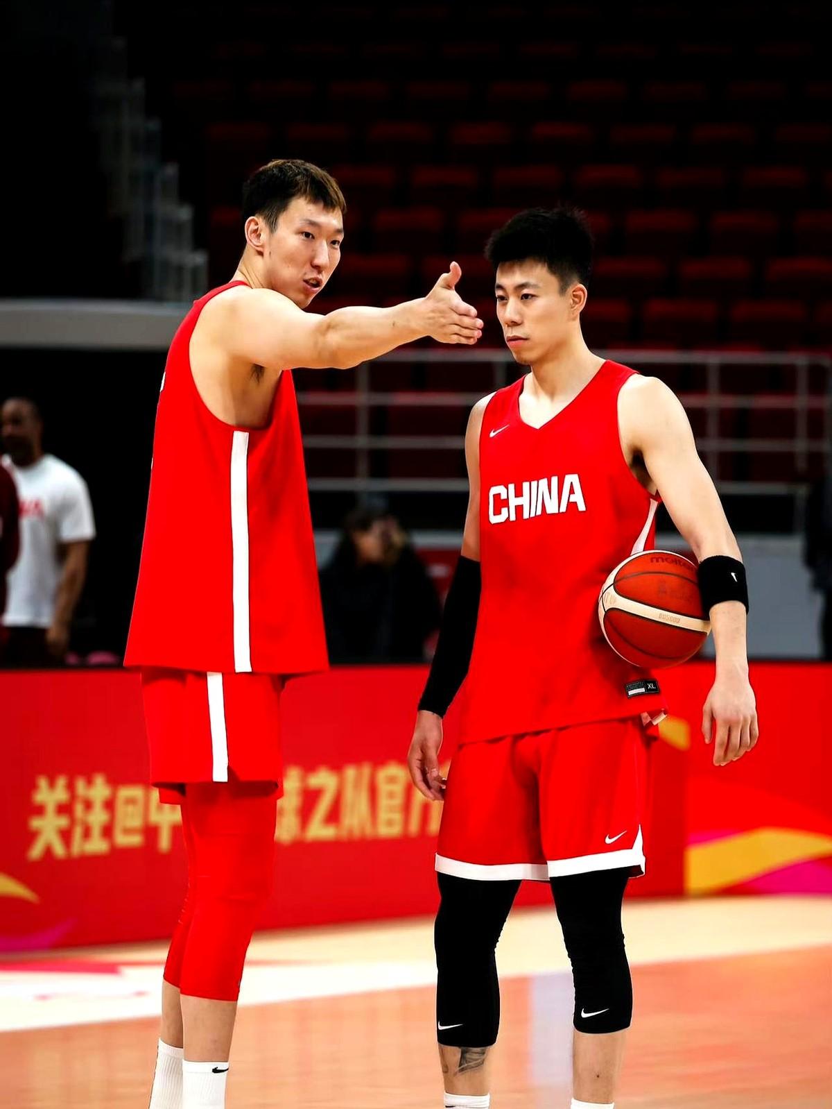 周琦归队，男篮还是输了！76比80不敌韩国，这球看得闹心。之前亚洲杯打得挺顺