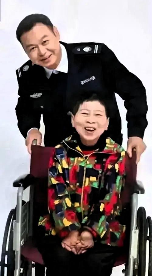 1988年，21岁女孩为救老板身中9刀瘫痪，所有人都以为她这辈子毁了，35年后的