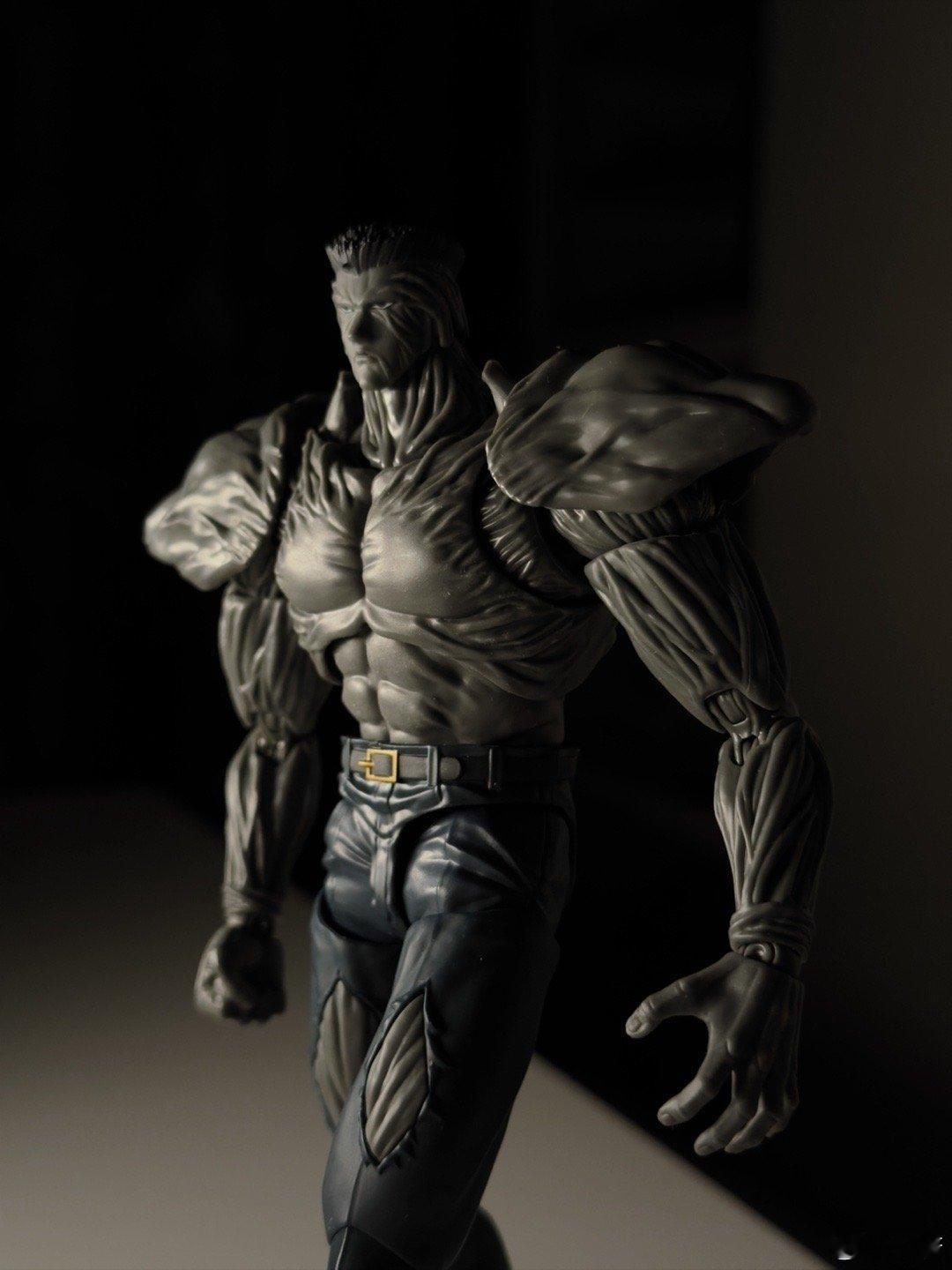 有跟我同好的嘛？户愚吕弟，甚至是我最喜欢的动漫人物！好兄弟宠我送的礼物，起因是跟