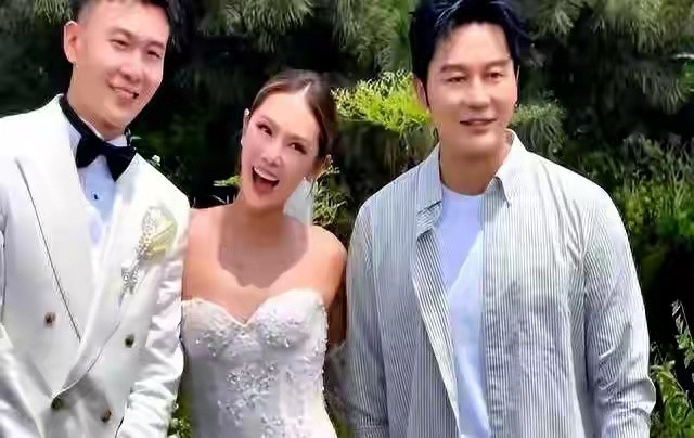 杭州富阳这场豪华婚宴，48岁李晨赠送500万豪车，却被30岁亲妹盖过风头