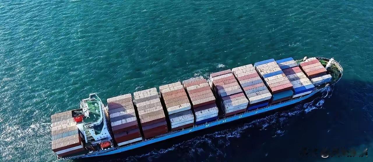 美国和日本现在看海南，比看航母还心惊肉跳！为什么？因为航母只能防御领土，而海南封