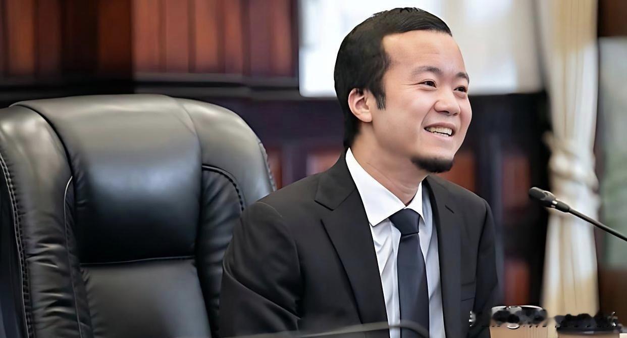 比首富还富,他比张一鸣富400亿,靠绑架诈骗成“隐形首富”?这个福建人掌控的千亿