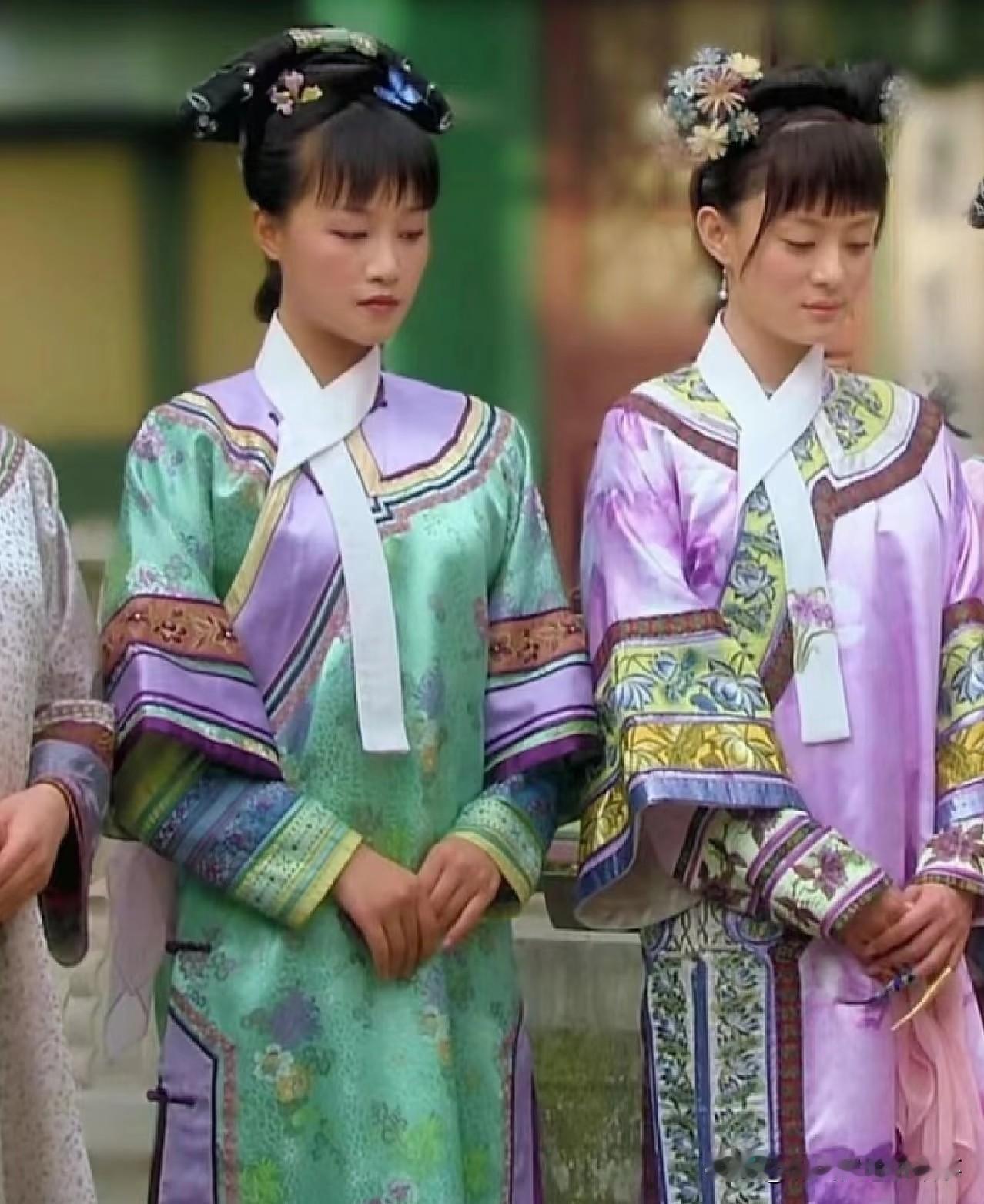 深挖甄嬛和浣碧的相处模式就能发现，二人从不是单纯的血脉姐妹，是掺杂亲情、价值、利