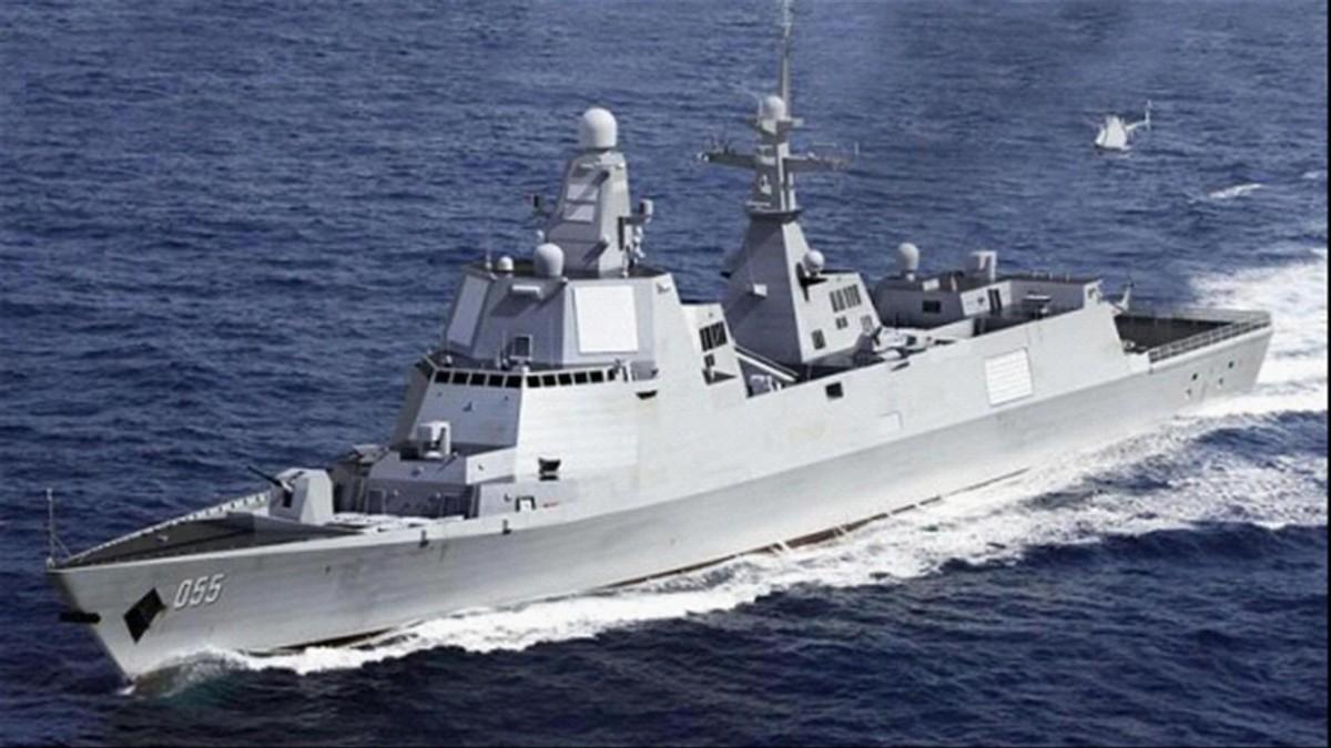 美军航母闯南海，中国十艘055万吨大驱首次集体亮相。7月24日，美海军