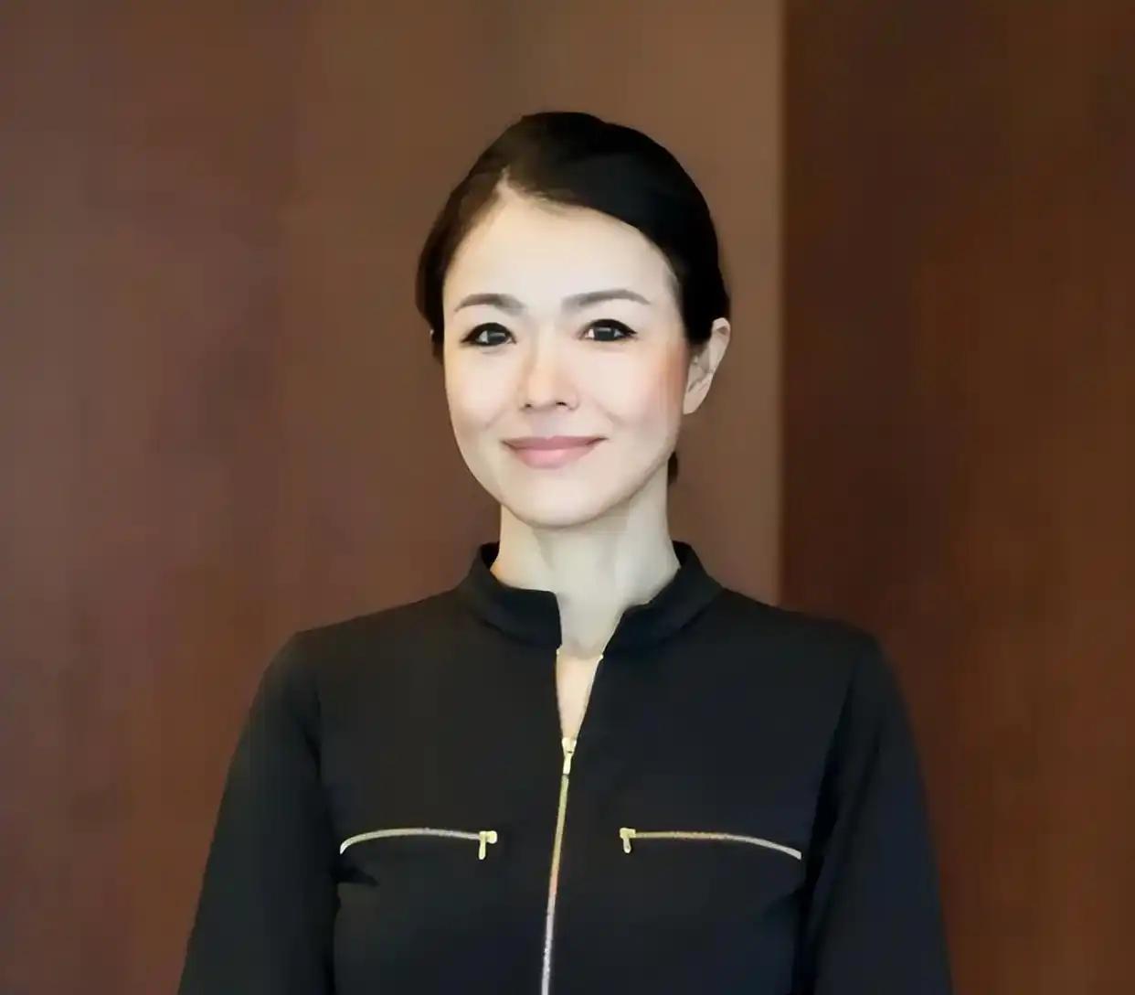 🌛原来茅晨月是一条“大鱼”啊！很多人可能一开始都没注意这个名字，可谁能想到