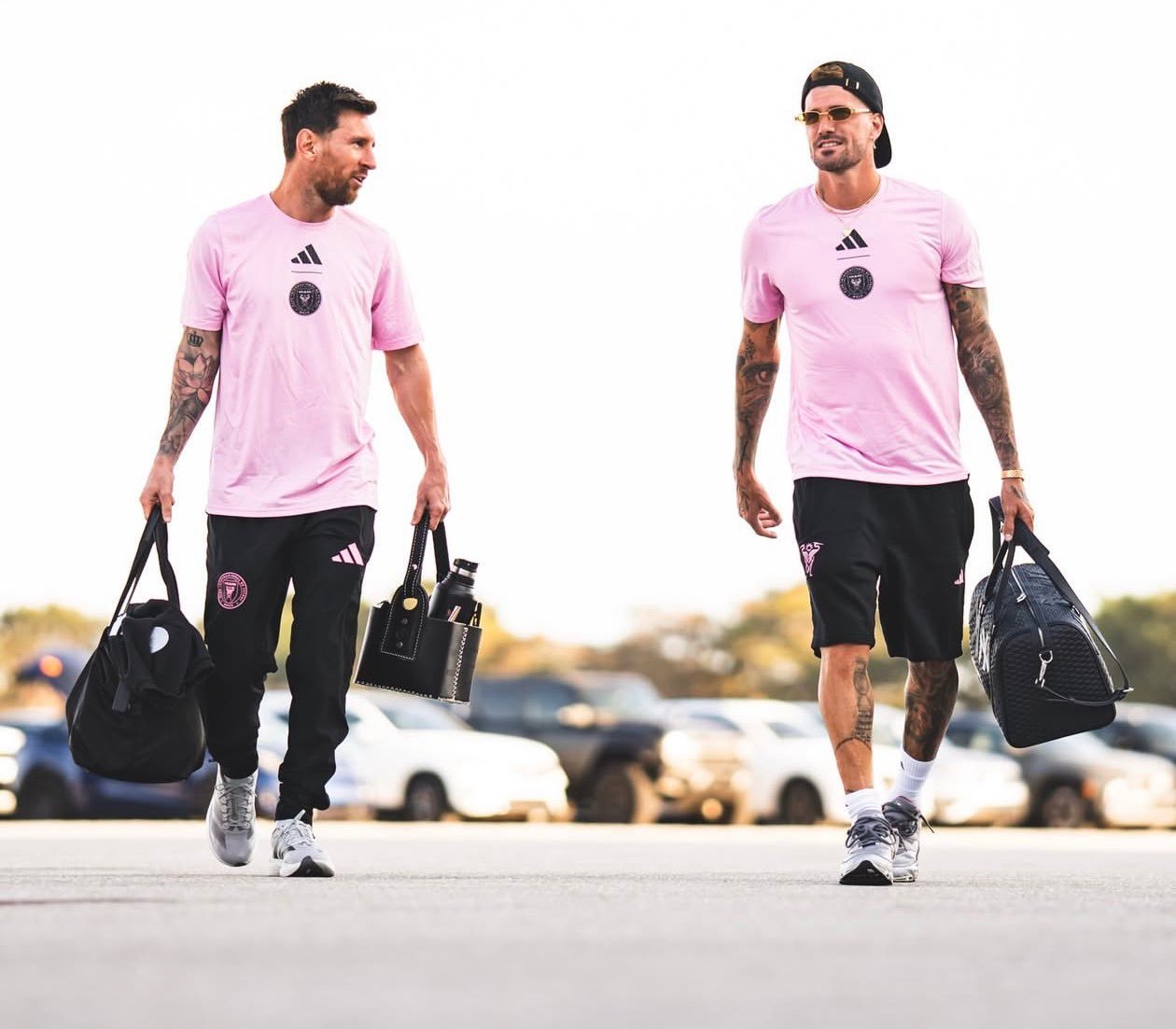 梅西随队前往洛杉矶！🛫洛杉矶fcvs迈阿密国际梅西