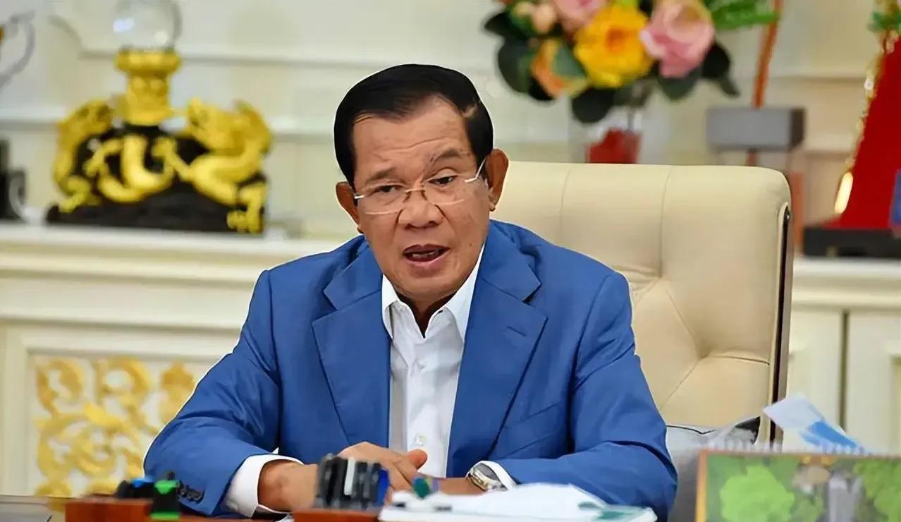洪森火力全开，连捅他信家族三刀。6月27日，柬埔寨前首相洪森火力全开，在脸书上