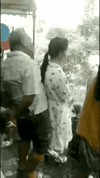 女人没有感觉吗?转身一个巴掌看他害不害臊