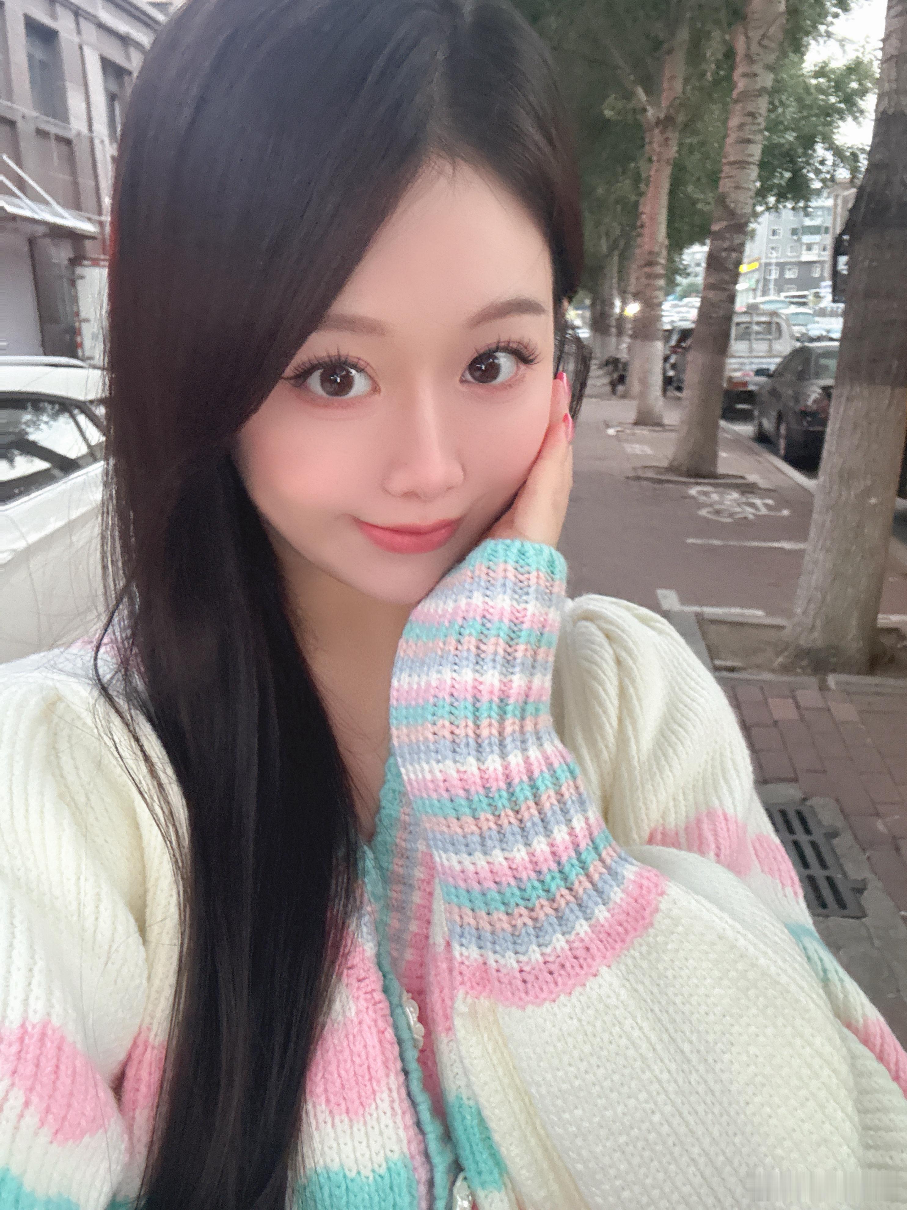 中秋快乐在家人身边超开心[比心]​​​