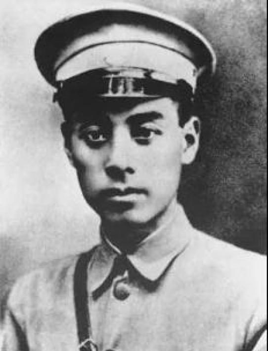 “我是周恩来曾经的妻子，我想见一见他！”1953年，一妇女来到中南海求见