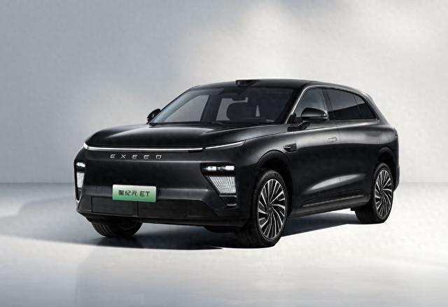 家人们！纠结新能源选轿车还是SUV？星纪元ES/ET双车布局直接封神，核心产品力