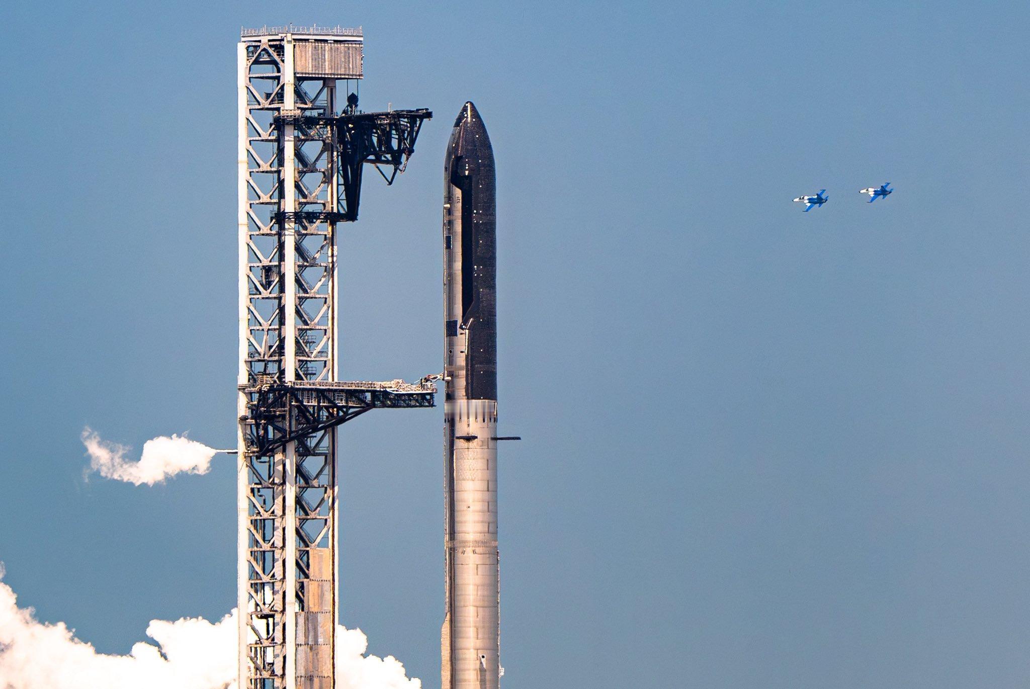 SpaceXIPO吸引超过700亿美元散户订单6月11日，彭博社报道称，马斯克