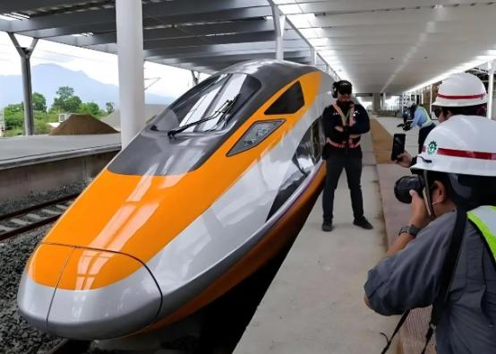 越南放弃与西门子高铁计划，知情人称唯一目的是对中国施压，没想到北京无动于衷！ 