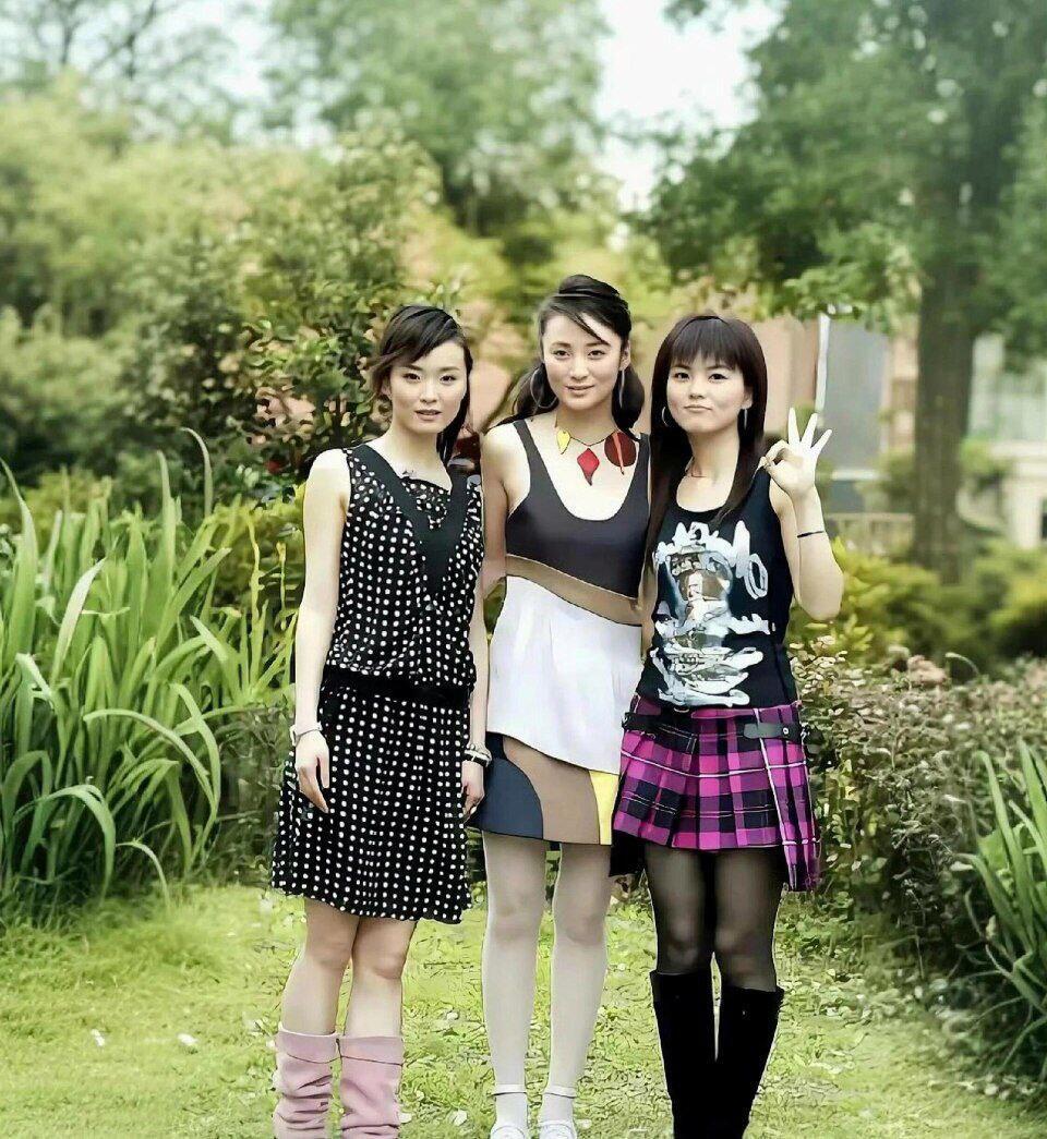 蒋勤勤早年艺名“水灵”，凭借绝美的古装形象出圈，后期不断突破美人标签，产出大量口