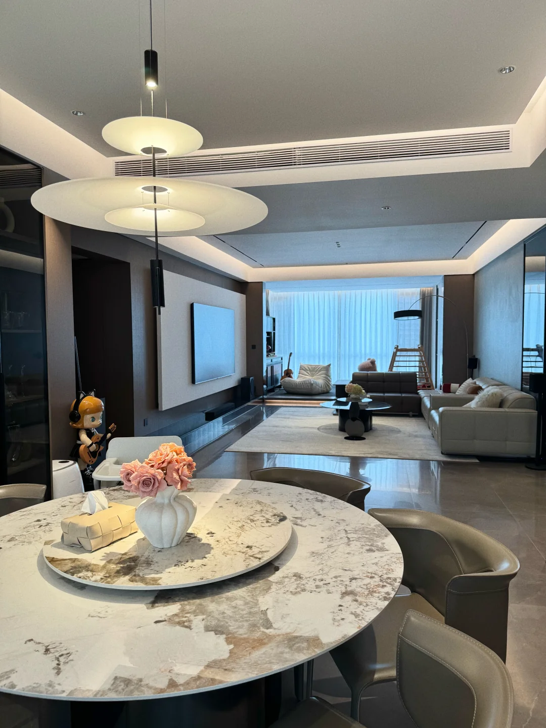 215m²极简家🏠艺术漆加持下高级又温馨