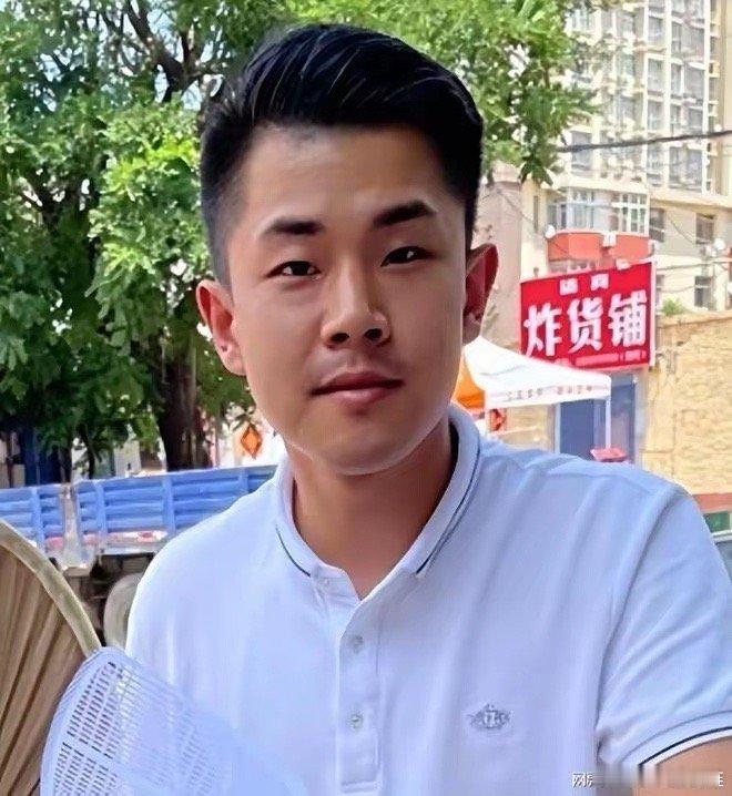 真是大快人心！河北那个家暴打死自己老婆的男的，一审判了——死刑！就今年8月的事，