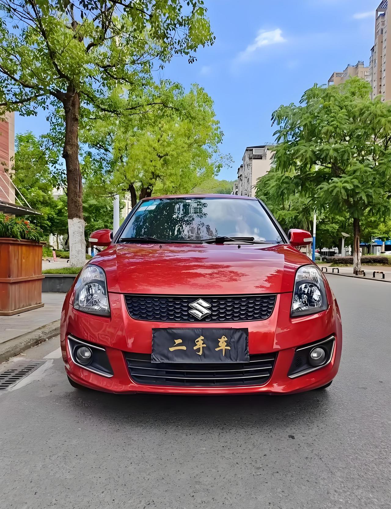 这辆五千公里就出大事故的准新车，卖八万都没人敢要。我一哥们就碰上了，他是真想